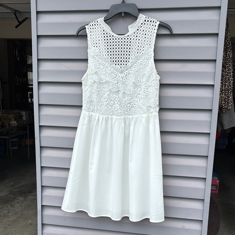 Elegant White Lace Kids Dress